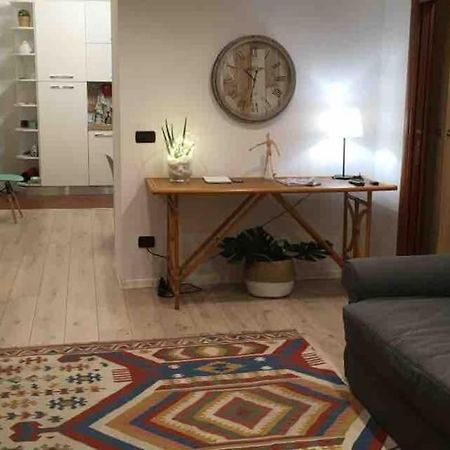 Casa Via Toledo. Centralissima E Vicina Al Porto Apartment Naples Exterior photo
