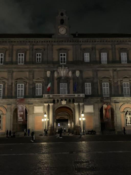 Casa Via Toledo. Centralissima E Vicina Al Porto Apartment Naples Exterior photo