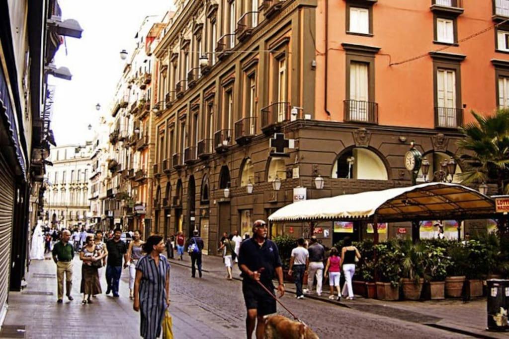 Casa Via Toledo. Centralissima E Vicina Al Porto Apartment Naples Exterior photo